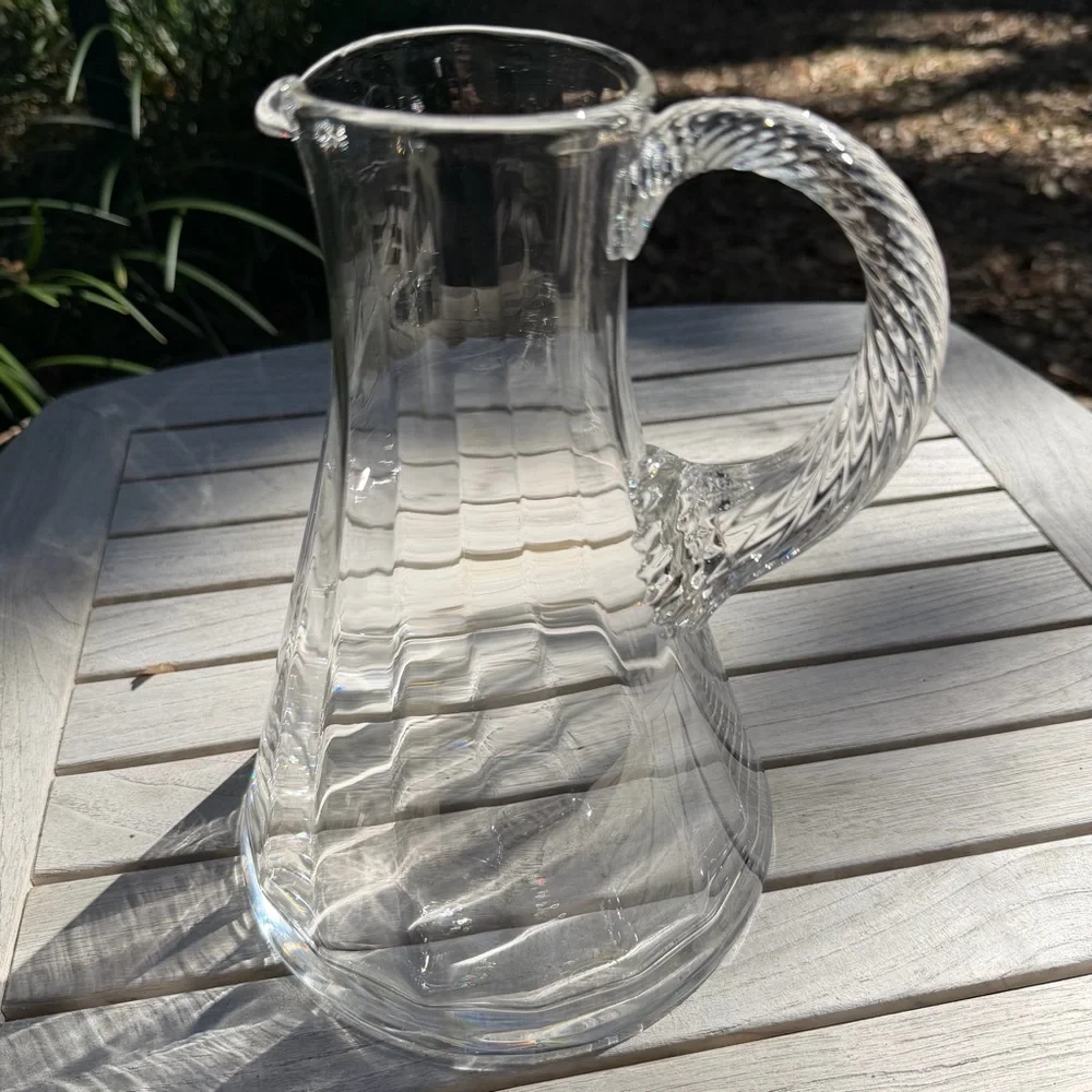 Hand Blown Clear Glass Pitcher 9” Tall Elegant Twisted Handle Art Glass - Picture 4 of 11